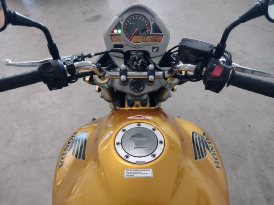 HONDA - CB 600F - 2009/2009 - Dourada - R$ 34.000,00