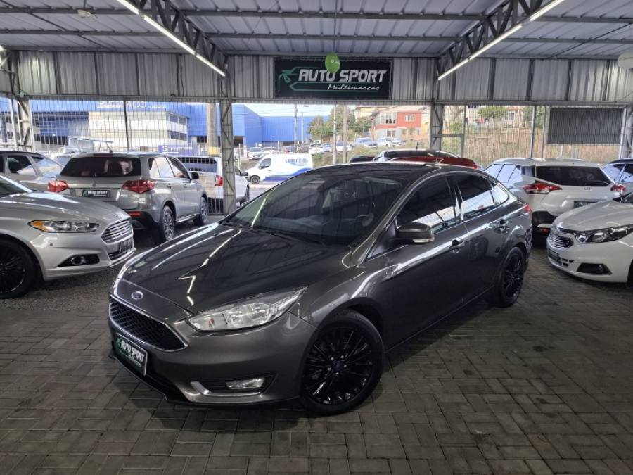 FORD - FOCUS - 2018/2018 - Cinza - R$ 60.000,00